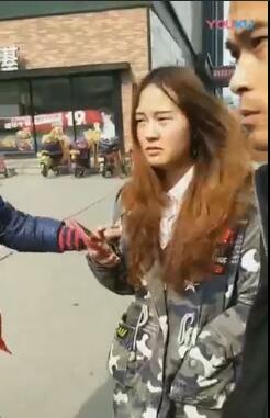 ����������