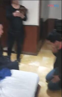 ����������