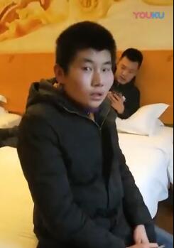 ����������