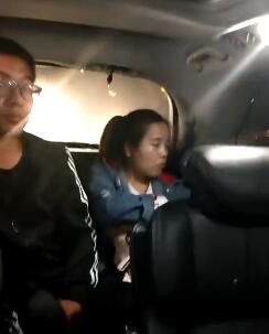 ����������